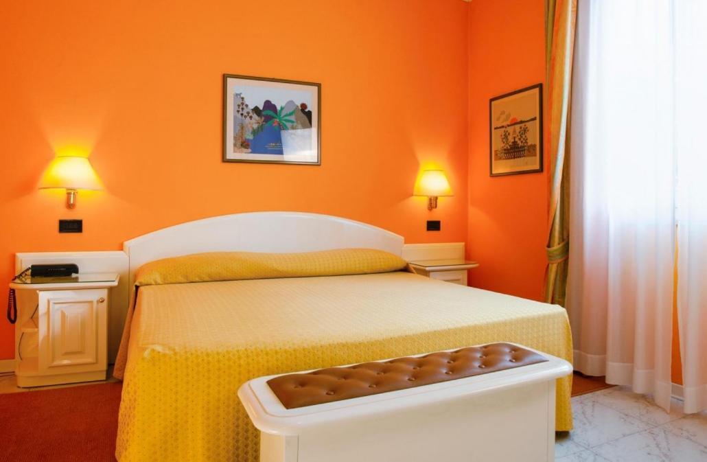 Hotel Villa Leri Monte Colombo Ngoại thất bức ảnh